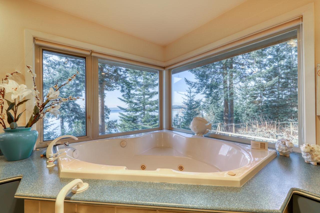Seascape Lodge Freeland エクステリア 写真