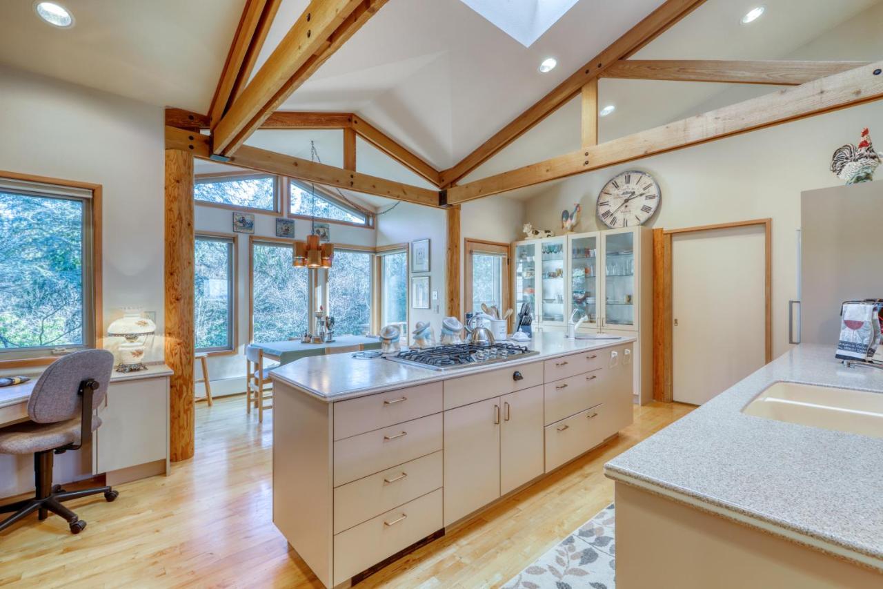 Seascape Lodge Freeland エクステリア 写真
